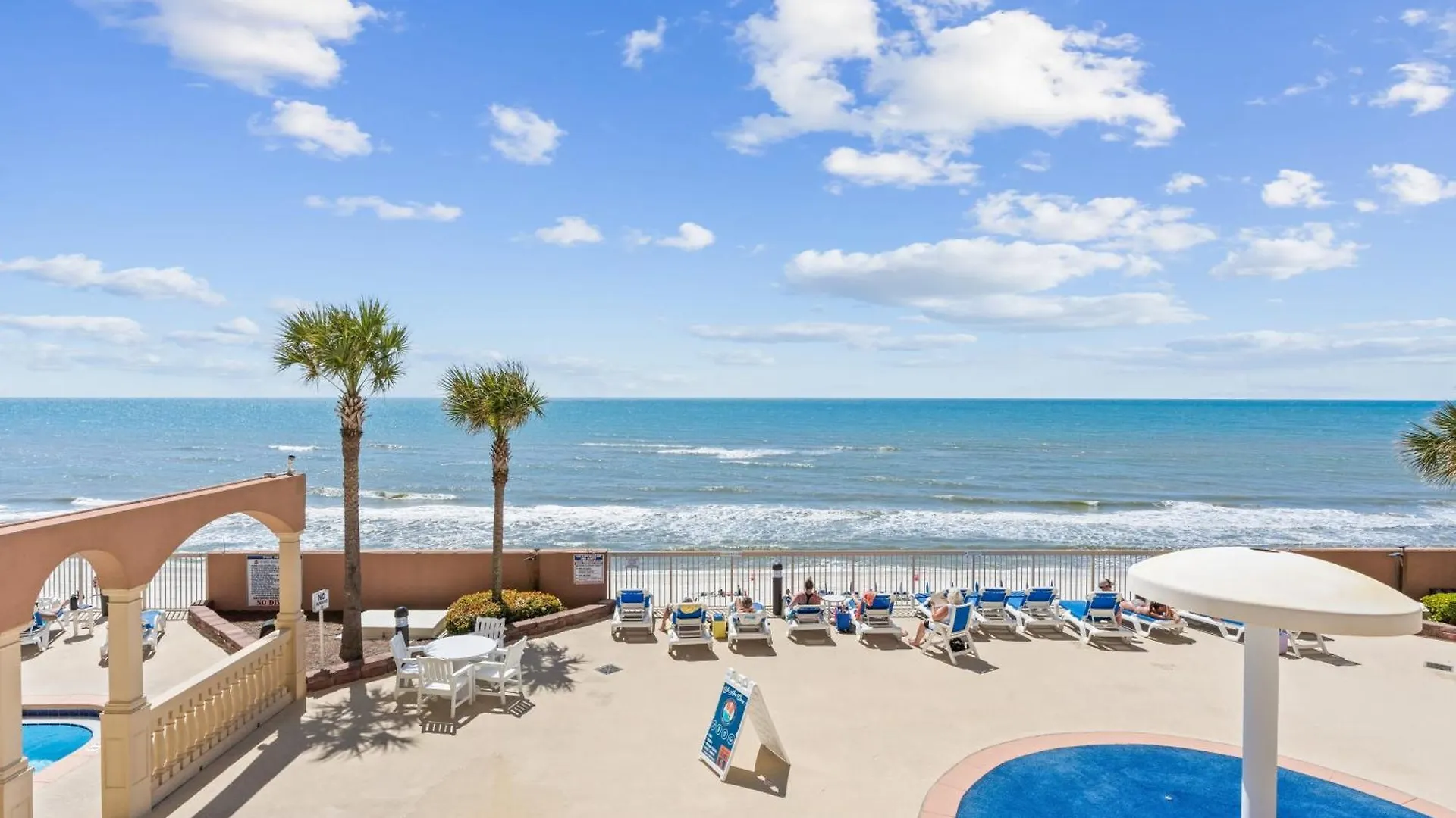 Oceanfront Condo W Pool Pier Park Access Front Beach Retreat By Avantstay Panama City Beach 0*,